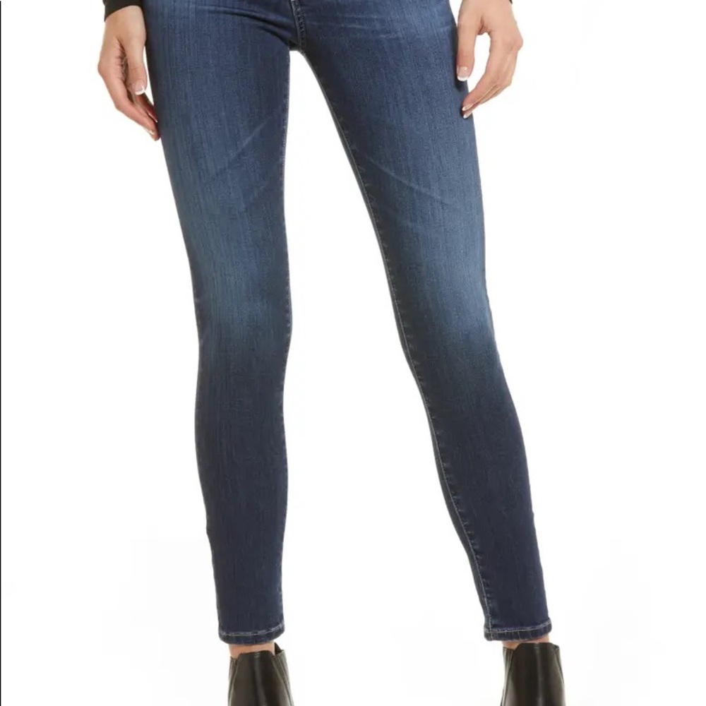 AG denim Farrah size 25 high rise jeans